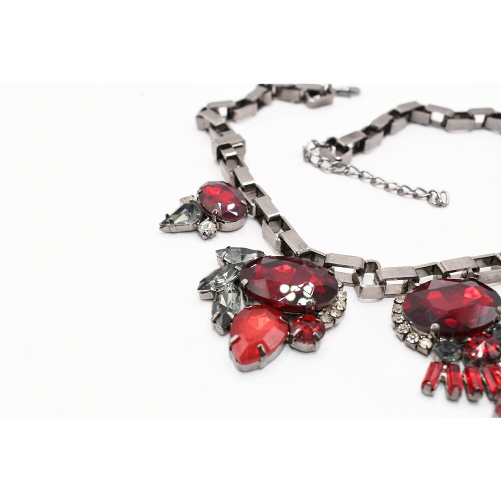 Red Rhinestone Statement Necklace Gunmetal Gray Box Chain 19 Inch - Picture 6 of 11